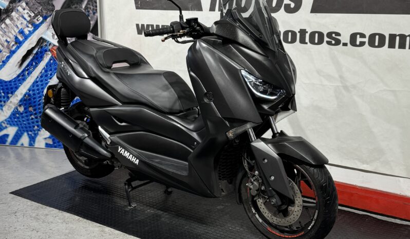 YAMAHA XMAX 300