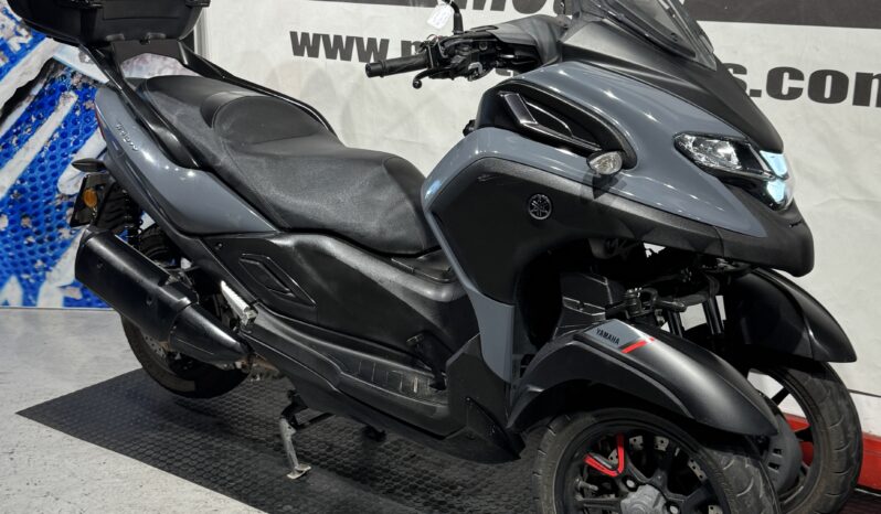 YAMAHA Tricity 300