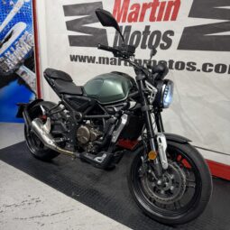 VOGE 300 AC