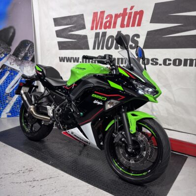 KAWASAKI Ninja 650