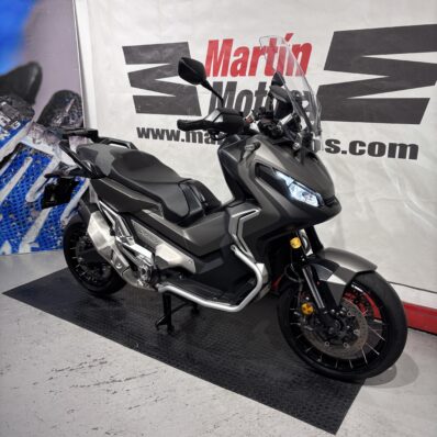 TRIUMPH TIGER 900 GT PRO
